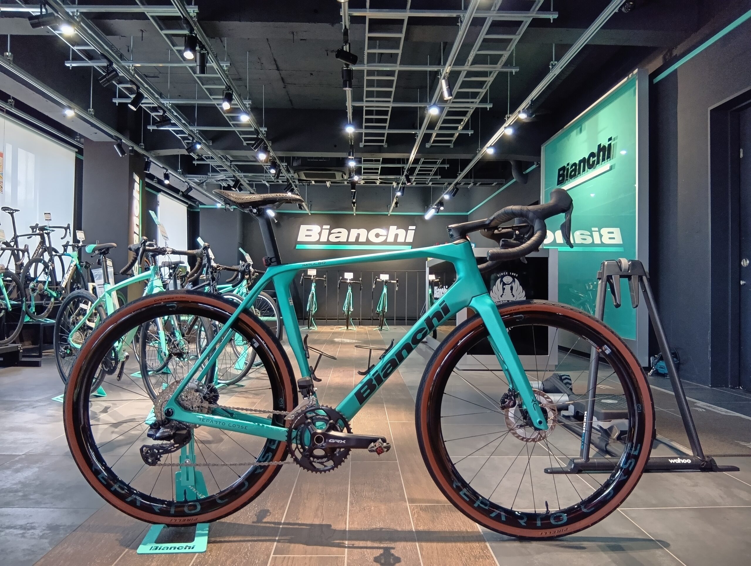 ビアンキバイクストア広島 - BIANCHI-STORE